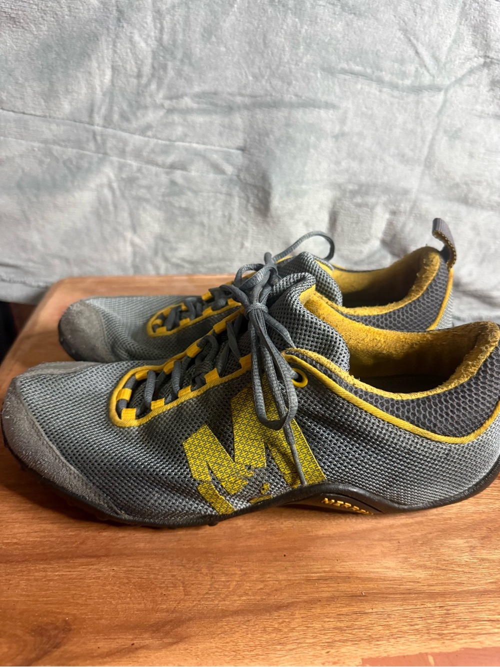 Merrell Men’s Trail Glove Gray and Yellow Athletic Trainers